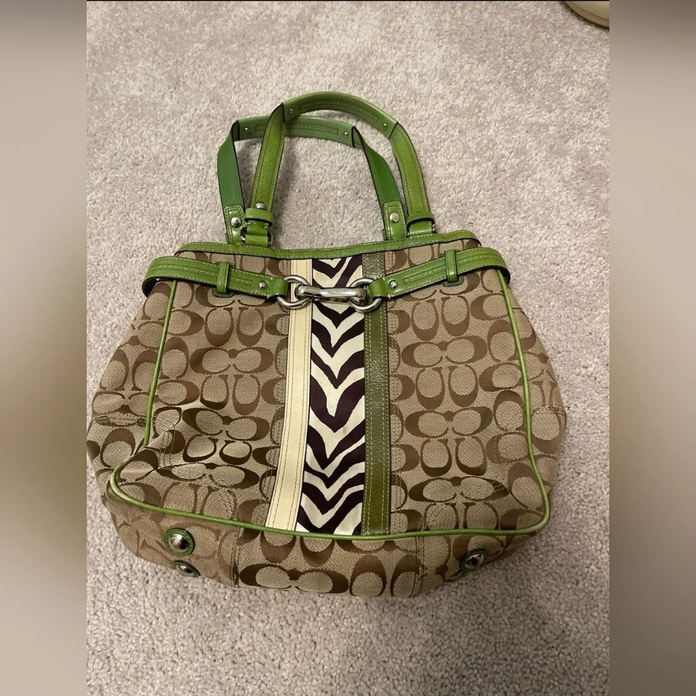 COACH NANCY RARE SIGNATURE STRIPE ZEBRA HANDBAG/TOTE BAG #13993 EUC - Picture 2 of 10